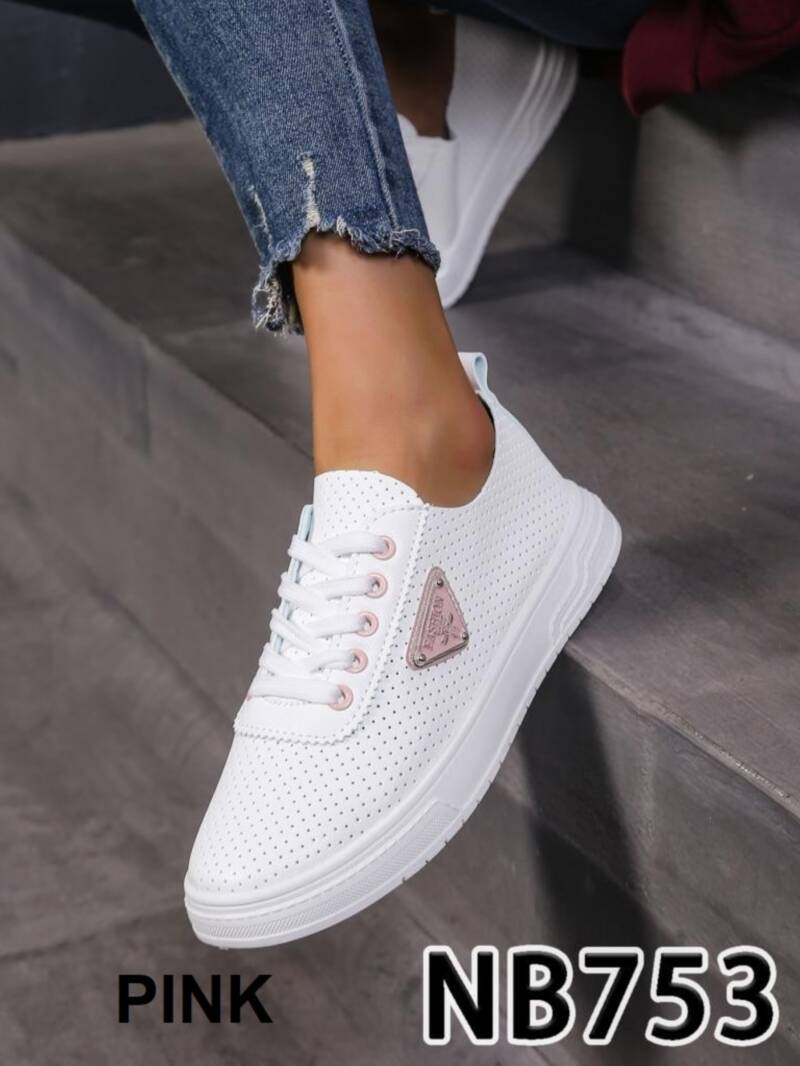 Trampki/Tenisówki Roz 36-41 / 12 par